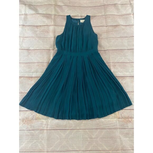 Paper Crown X Stitch Fix Women's Green Sleeveless Pleated Dress - 8 - Picture 10 of 14